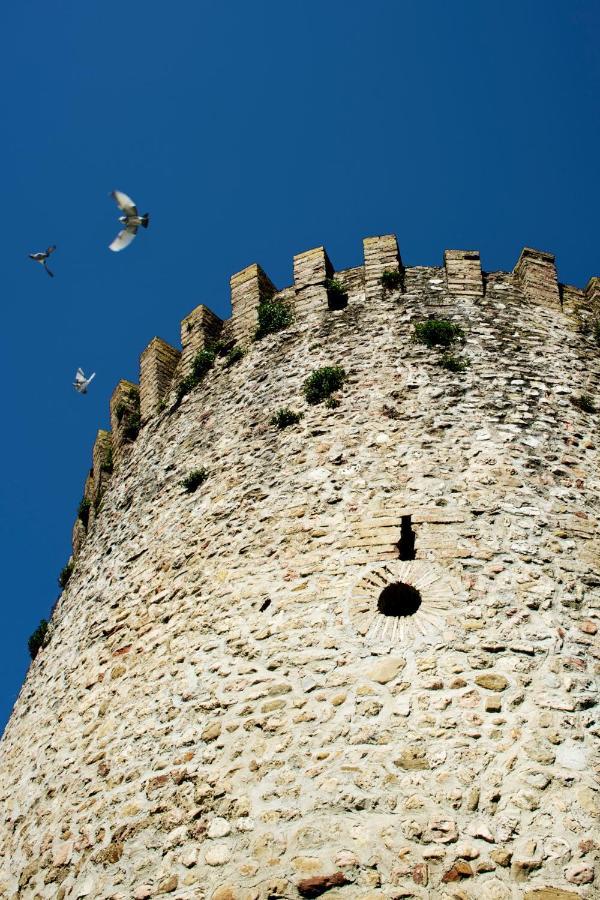 Torre Della Botonta Bed & Breakfast Castel Ritaldi Екстериор снимка