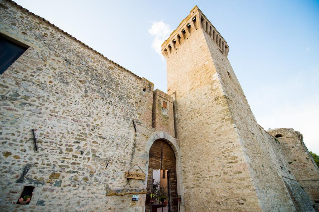 Torre Della Botonta Bed & Breakfast Castel Ritaldi Екстериор снимка