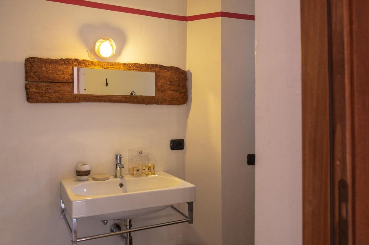 Torre Della Botonta Bed & Breakfast Castel Ritaldi Екстериор снимка