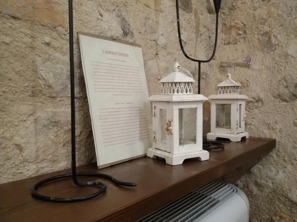 Torre Della Botonta Bed & Breakfast Castel Ritaldi Екстериор снимка