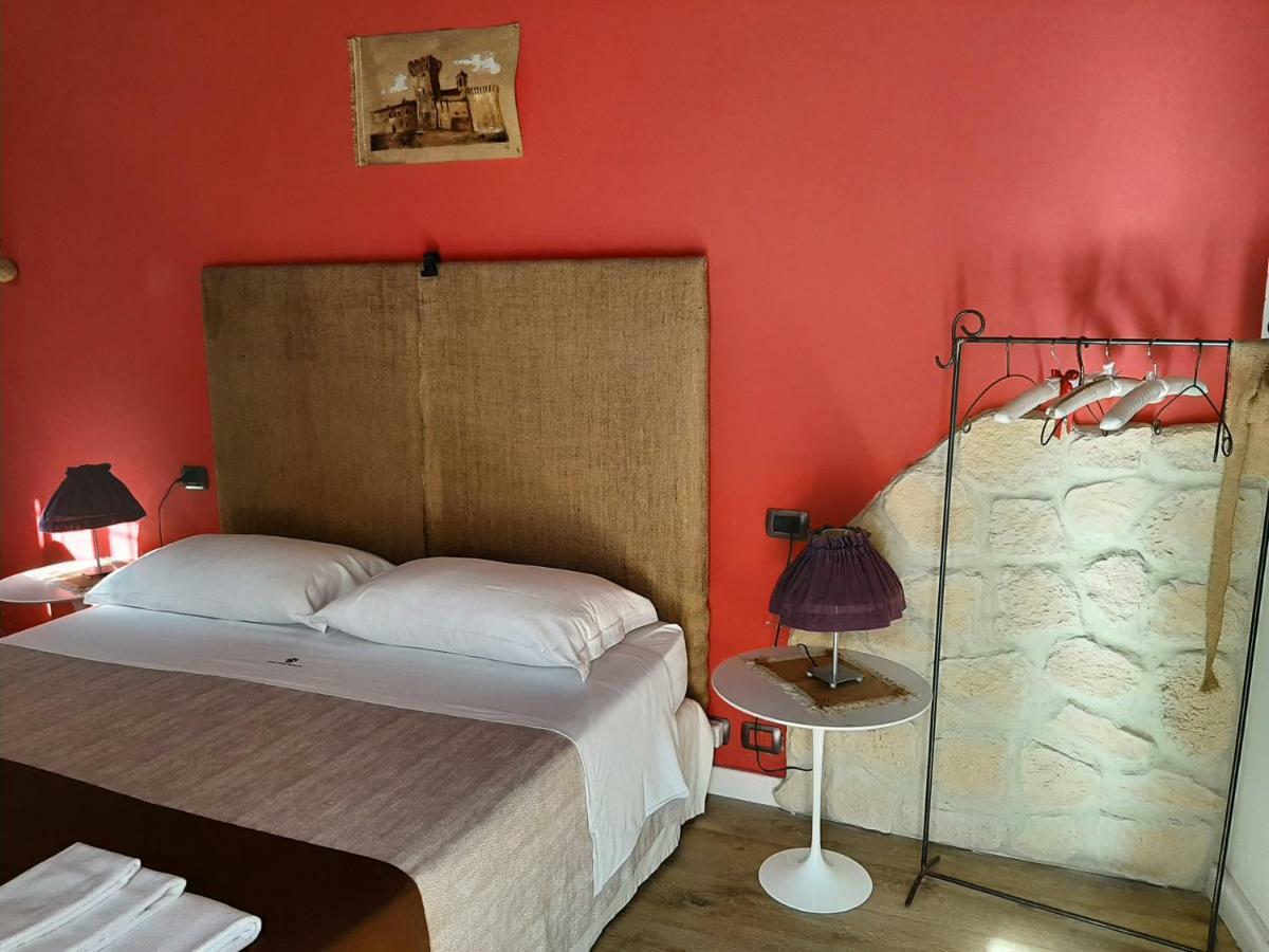 Torre Della Botonta Bed & Breakfast Castel Ritaldi Екстериор снимка